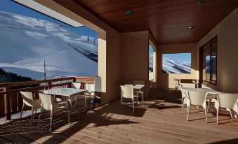 Le Chalet du Mont Vallon Spa Resort