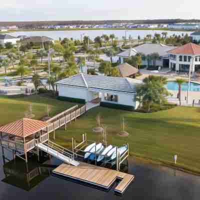 Disney Bliss Themed Rooms Game Room Private Pool Hotel Exterior