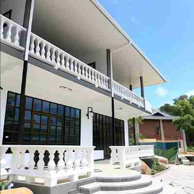 La Digue Self-Catering Apartments Hotel Exterior