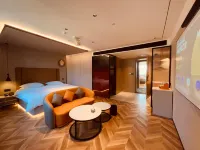 M Hotel