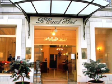 เมอร์เคียว บายอน ซองทร์ เลอ กร็อง โฮเต็ล โรงแรมในบายอน