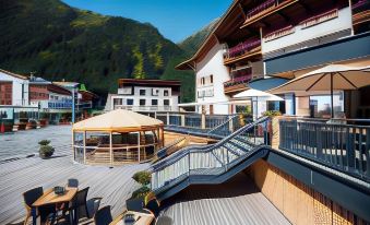 Hotel Mittagskogel Pitztal