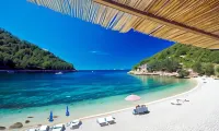 Dragan's Den Hostel Hotels in Lumbarda