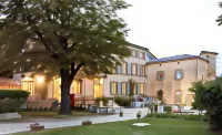 La Grande Maison - Bed & Breakfasts