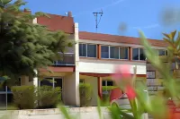 Hotel le Lagon Các khách sạn ở Tavel