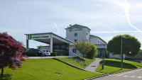 Holiday Inn Express Luzern - Neuenkirch Hotels near Lacoste