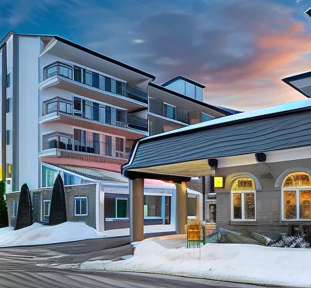 Super 8 by Wyndham Niagara Falls by the Falls