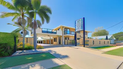 Emerald Central Palms Motel Hotels in Emerald