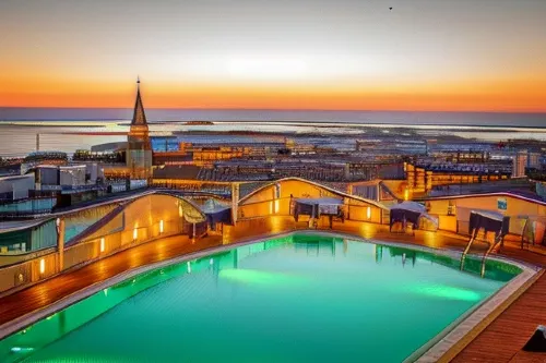 Grand Hotel Astoria - Pools