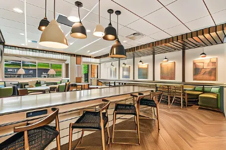 Fairfield Inn & Suites Knoxville Clinton Отели рядом с достопримечательностью «ТУРА Клинч Ривер Аксесс»