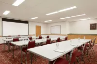 Travelodge by Wyndham Port Elgin Hotels in Port Elgin