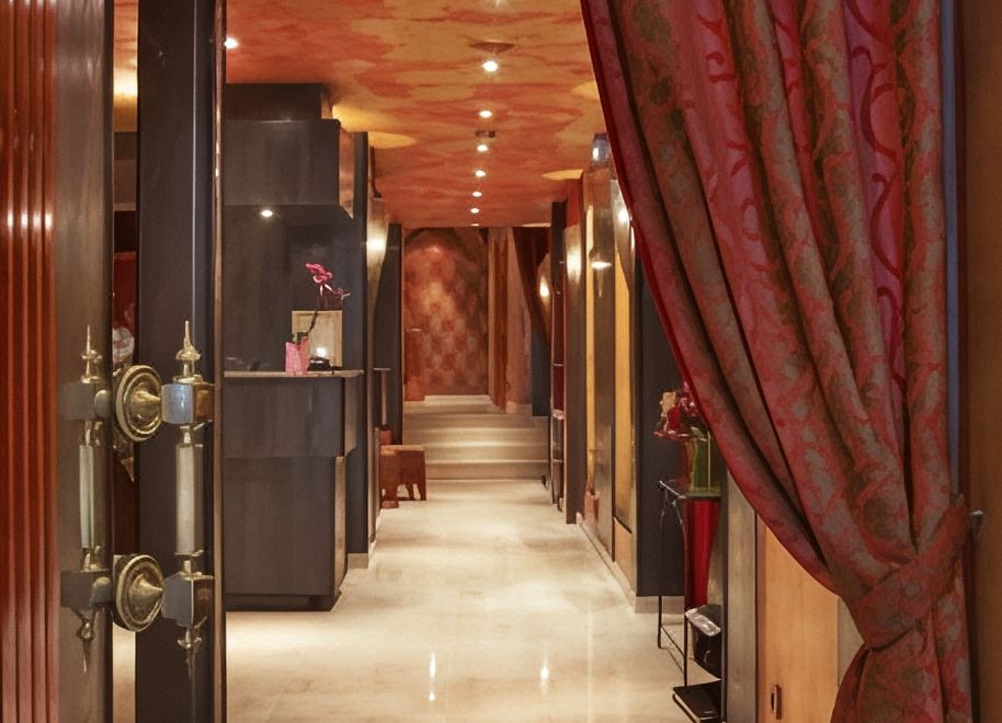 1. 호텔 드 프랑스..