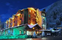 Inanlar Deluxe Hotel & Bungalow Hotels near Gokart