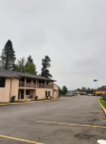 Centralia Inn