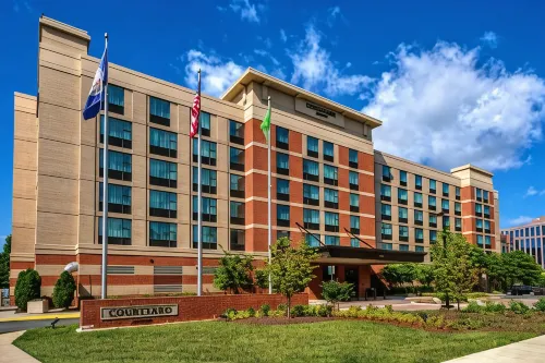 Courtyard Dulles Airport Herndon Hotels in Hunter Mill