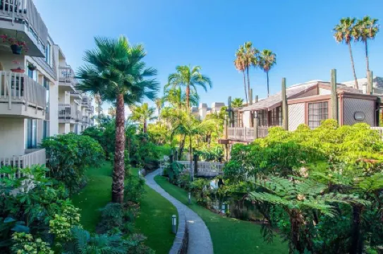 Northcoast Village Impeccable Unit with both Ocean and Harbor views