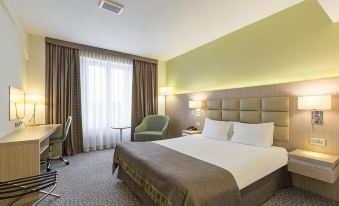 Nesterov Plaza Hotel