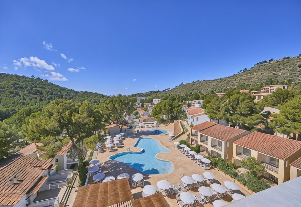 hotel overview picture