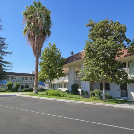 Motel 6 Porterville, CA