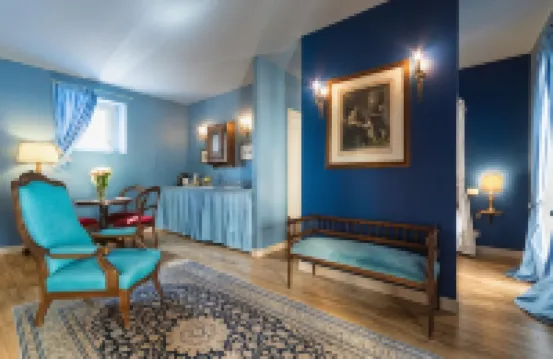 Porta Palace Apartments