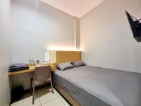 Pandawa Guest House At Ngaliyan Square Mitra RedDoorz Hotel dekat Taman Rw VII Ngaliyan Semarang
