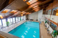 Fireside Inn & Suites Gilford - Pools