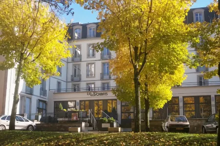 Hotel Cerise - les Sources Luxeuil-Les-Bains Отели в г. Фруадтер