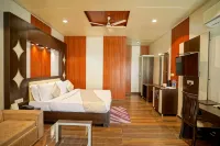The Grand Shiva Resort and Spa - bar