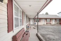 OYO Hotel Starlite Seneca Falls Hotels in Tyre