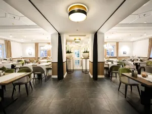 Bernstein Schlosshotel Ballenstedt