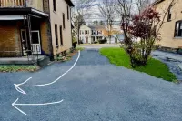 Historic 1884 Victorian Upstairs Unit.  Walk to everything!  Close to elk!