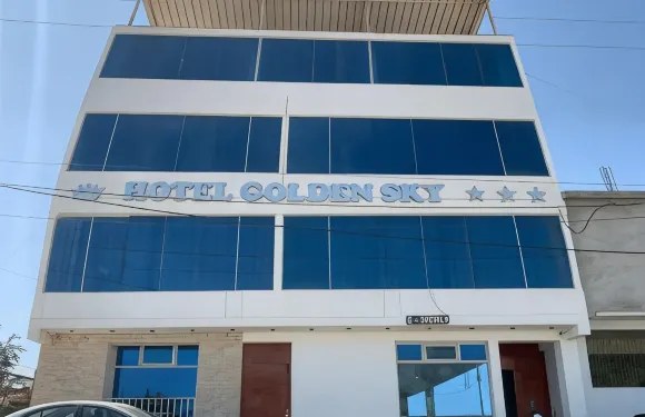 金色天空酒店