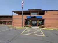 Travelodge by Wyndham Three Forks Hotels in 