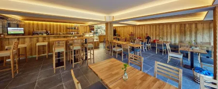 Snezka Residence Отели в г. Пец-под-Снежкой