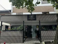 호텔 라우렐레스 데 아부라 메데린  호텔