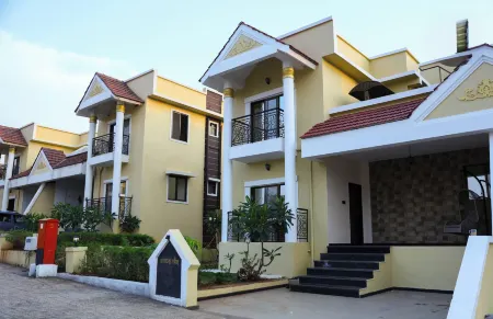 3BHK w/Pool - Sunset Palazzo by Universe Villas Отели в г. Каламболи Тарф Уореди