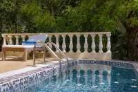 Blue Marlin Beach Hotel - Beach