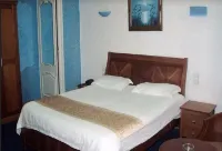 Hotel Montparnasse Hôtels à : Oran