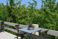 Casa Marta : Suites - Terrasses et vue Panoramique Hôtels à : Chanos-Curson