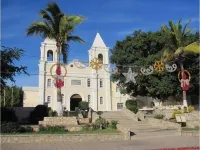 LUXURIOUS GOLF VILLA IN HOTEL ZONE- WALK TO BEACH/DOWNTOWN/RESORTS