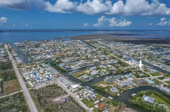Tropical Island Oasis Full Home