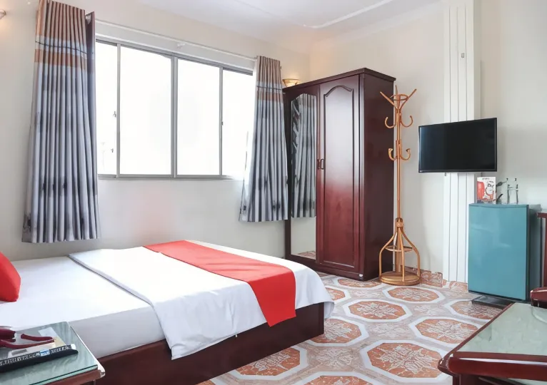 阮文渠新黃龍飯店