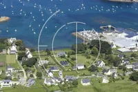 1930s house by the sea for 6 or more people