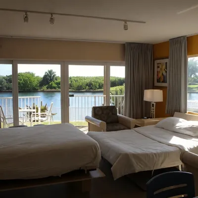 Canada House Pompano Beach Hotels near Pompano Beach Amphitheater