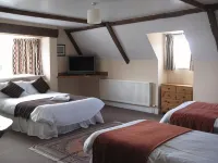 Malt House Hotels near Berkeley Castle