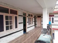 Apple Field House - Bintang 2