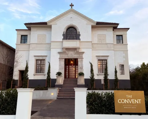 The Convent Hotel Hotel berhampiran Taman Eden