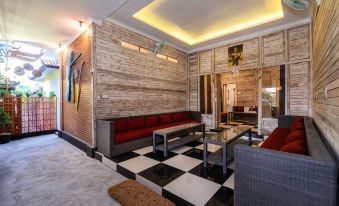 Nyuh Gading Home Stay