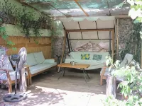 Lotus Garden Hostel Izmir Hotels near İzmir Optimum Shopping Mall