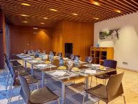 Hotel Jardines de Uleta Suites - sarapan